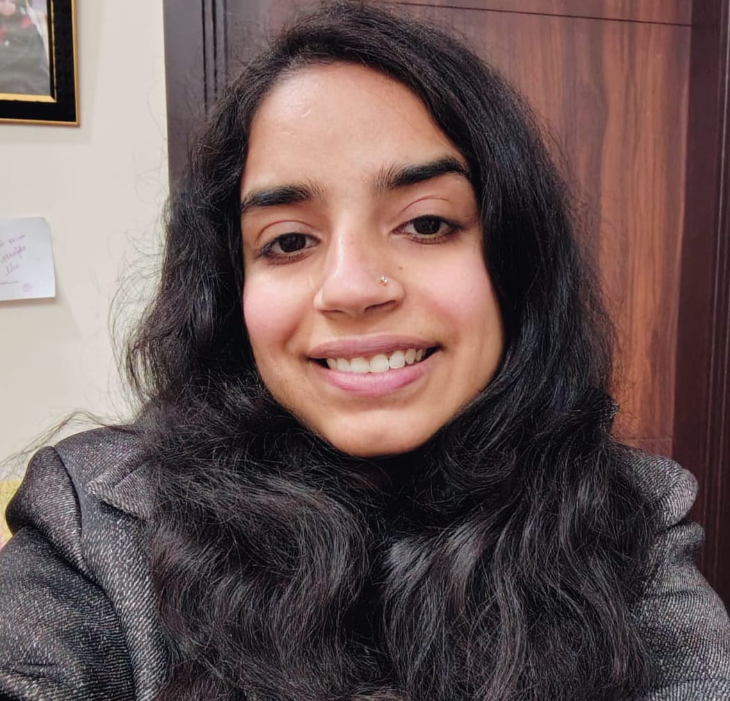 Meenu Madaan English Faculty